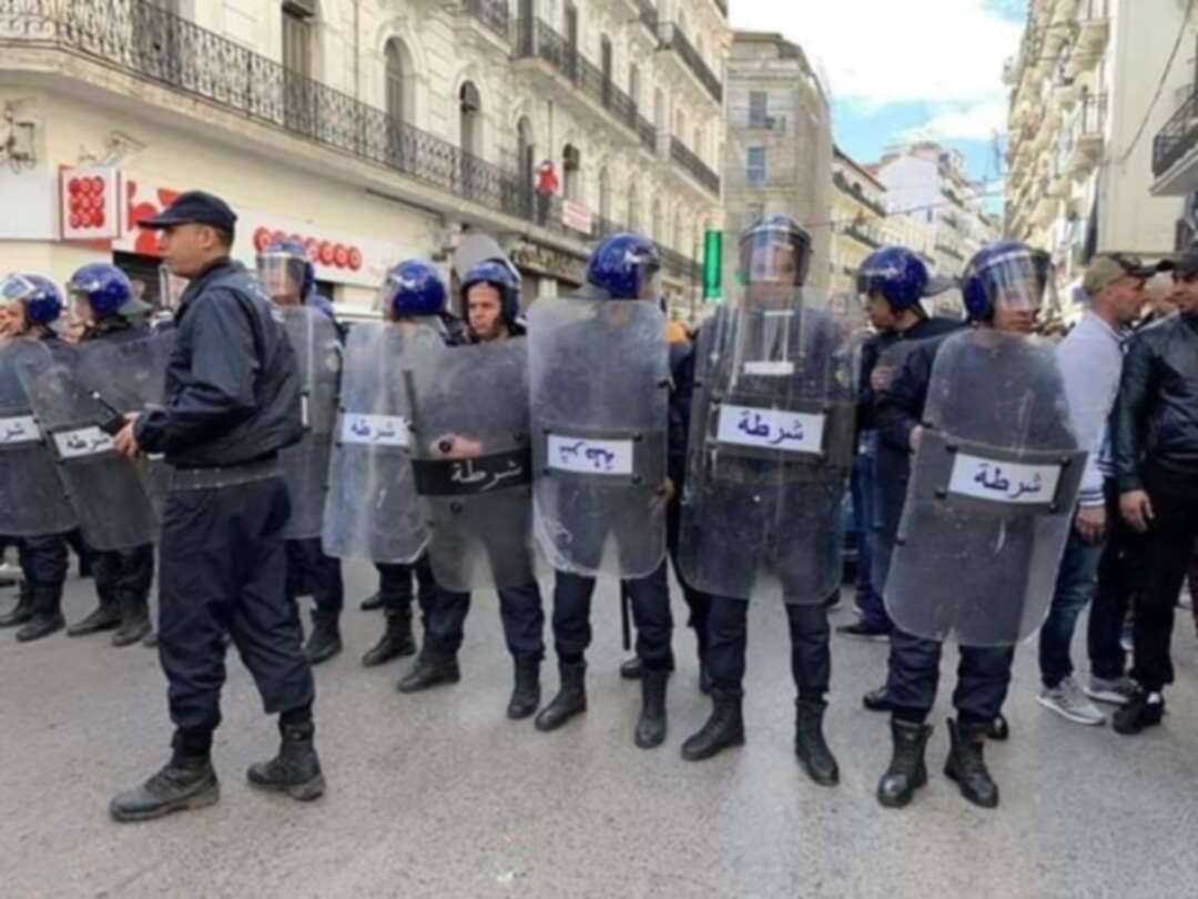 اعتقالات وتحقيقات تطال رجال أعمال وسياسيين في الجزائر