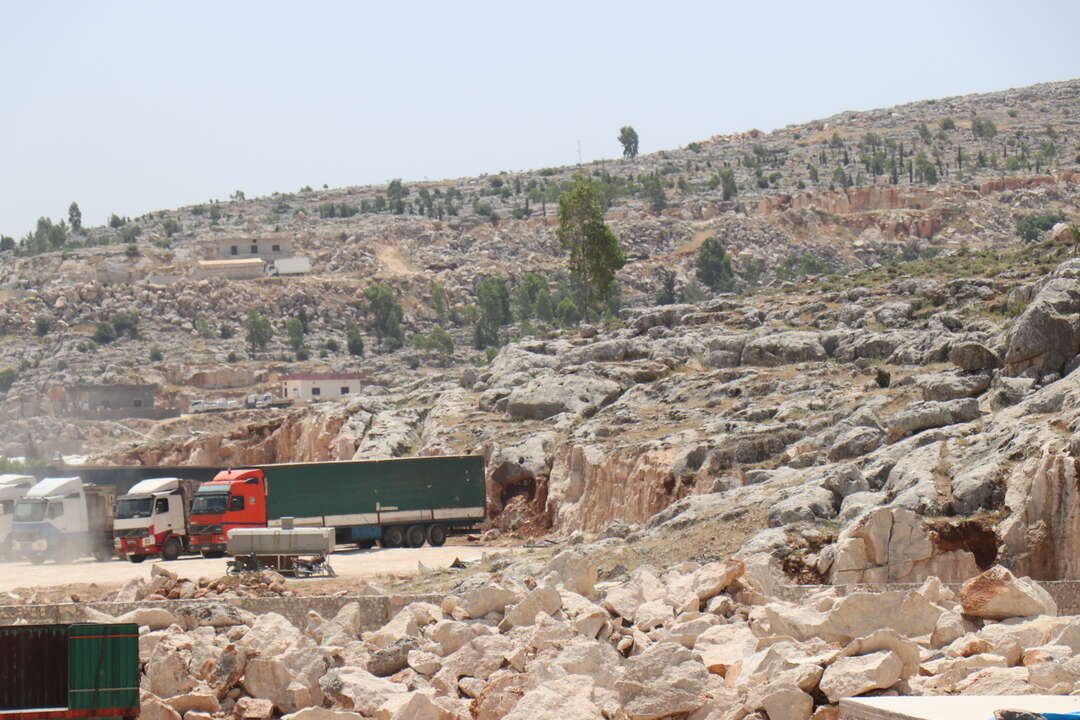 مقالع الحجر تعود للعمل وازدهار في حركة البناء ''ريف حلب الغربي''