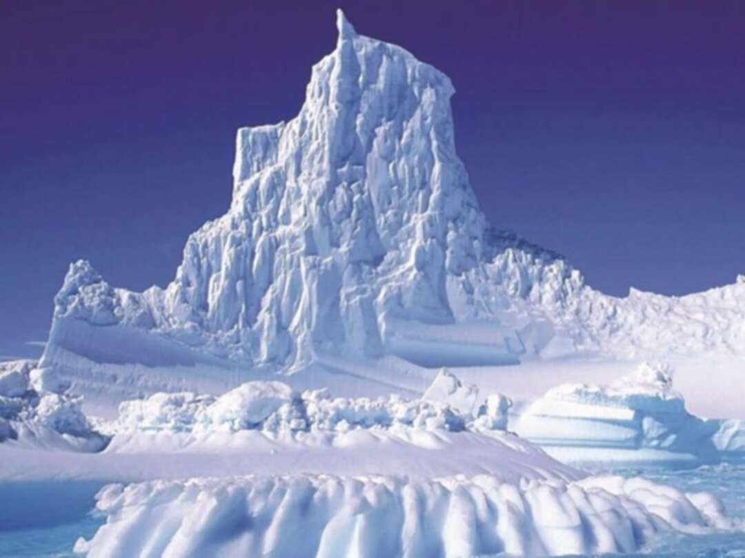 جبل جليدي عملاق ينفصل عن القارة القطبية الجنوبية.. ويُثير القلق