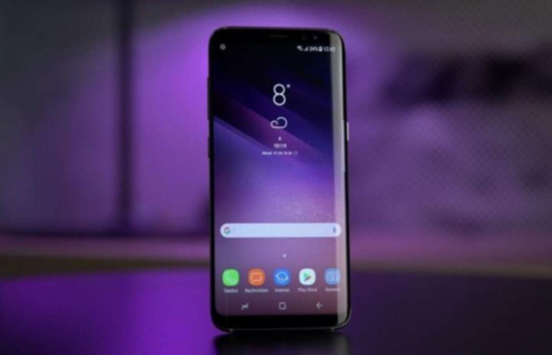 الهاتف Galaxy S8 ساهم في إنقاذ حياة سائحين إنقلب بهم المركب في البحر