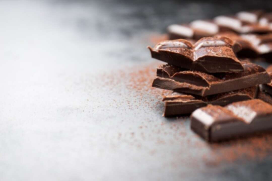 دراسة حديثة: تناول الشوكولاتة عند الاستيقاظ يساهم في حرق الدهون