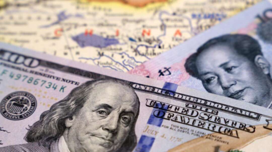 الدولار واليوان الصيني يرتفعان على حساب بقية العملات