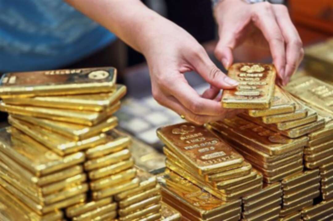 انخفاض محدود في أسعار الذهب بفعل تراجع الأسواق المالية