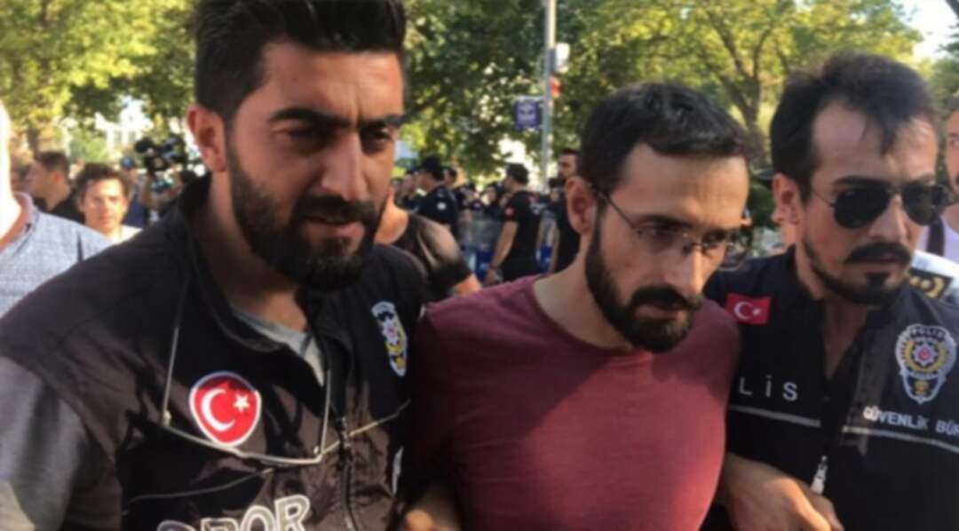 تظاهرات واعتقالات في استنبول على خلفية ترحيل السوريين