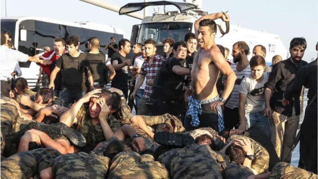 السلطات التركية تأمر باعتقال 158 جندياً لصلتهم المزعومة بجماعة فتح الله غولن