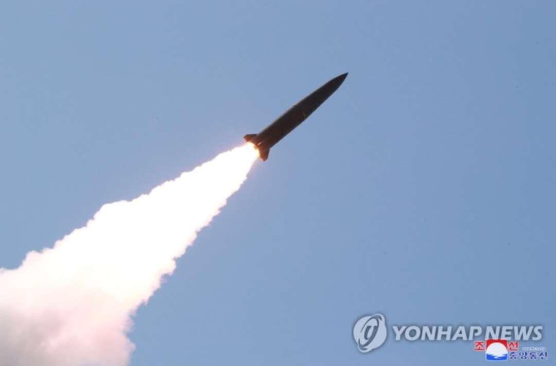 كوريا الشمالية تطلق صاروخين جديدين لتحذير جارتها الجنوبية