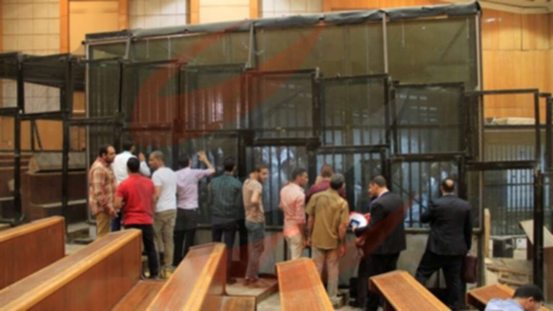 مصر محاكمة 7 عناصر من 