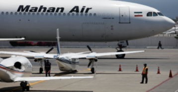 واشنطن تحذّر شركات الطيران من التعامل مع إيران