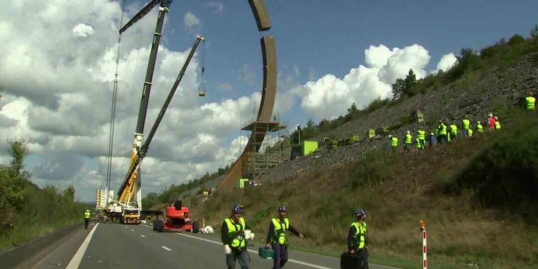 200 طن من الفولاذ لتمثال في بلجيكا