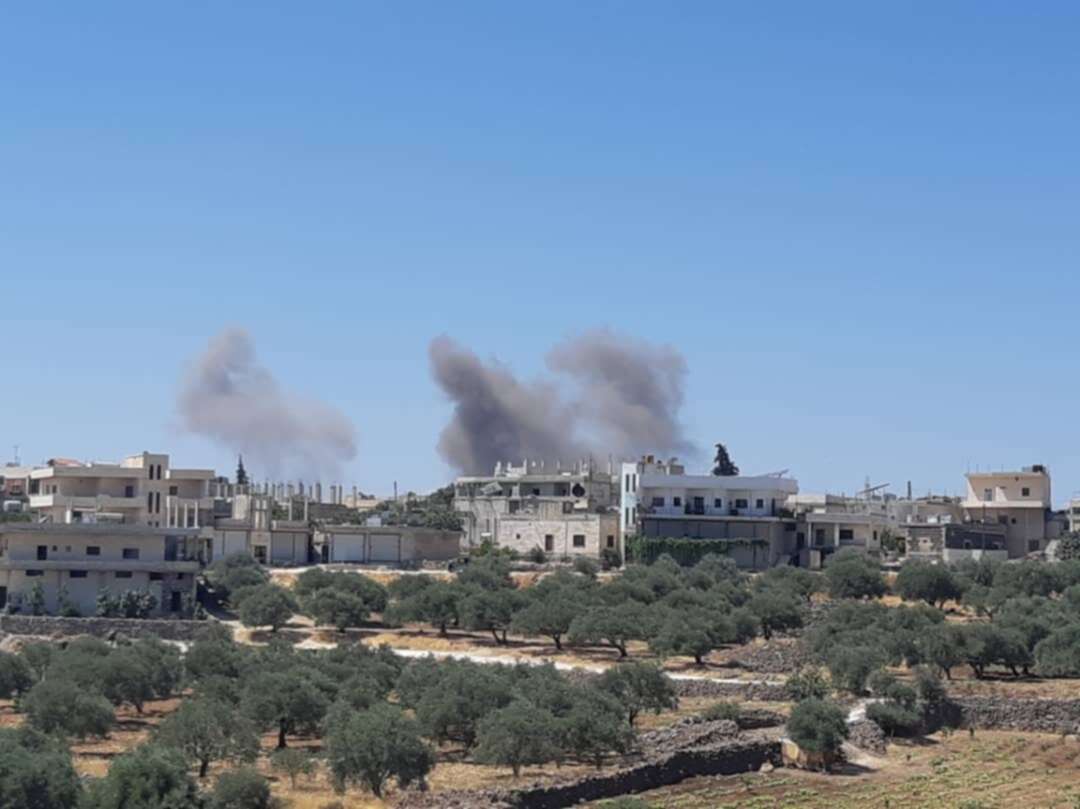مقتل العشرات من أنصار التوحيد في إدلب بقصف جوي من التحالف