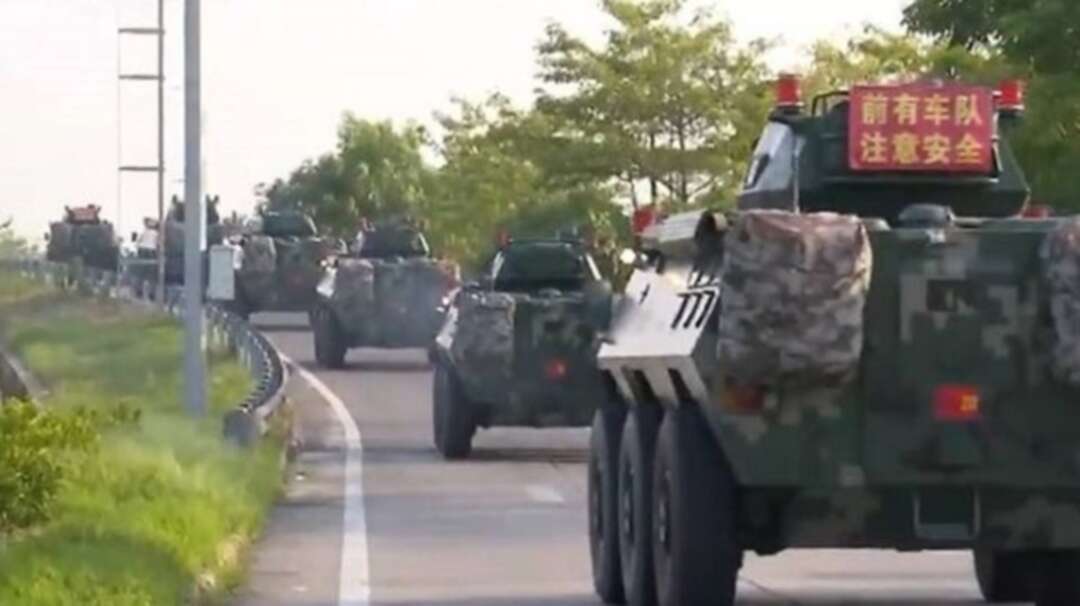 الصين تحشد قوات شرطة عسكرية بالقرب من حدود هونغ كونغ