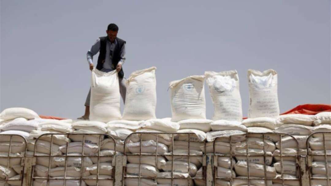 الحوثيون يصادرون المساعدات الإنسانية في اليمن