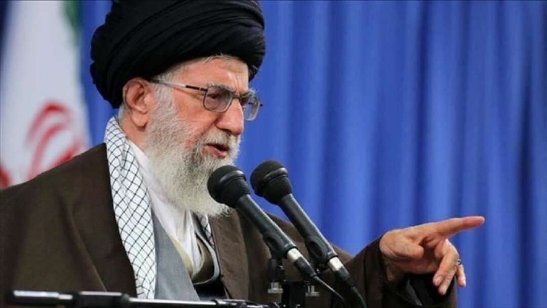 خامنئي يحذّر روحاني: التفاوض مع الإدارة الأميركية محظور تمامًا