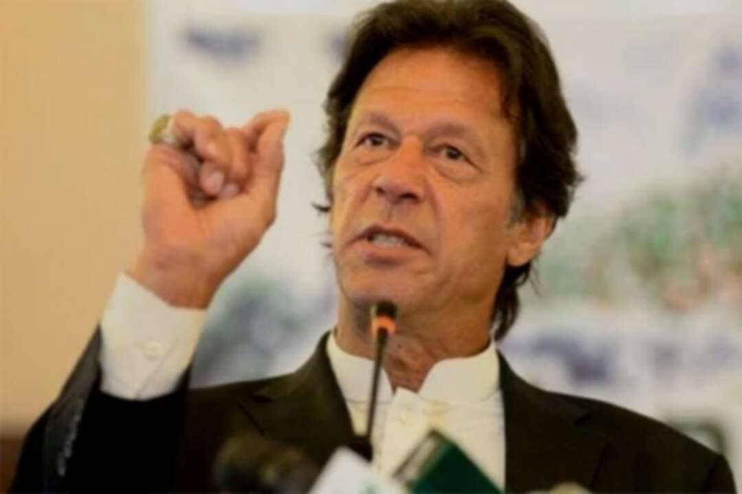 عمران خان يُمنع من ممارسة العمل السياسي لخمس سنوات