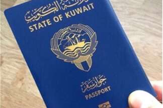 الكويت تعلن إيقاف تجديد جوازات سفر المقيمين غير القانونيين