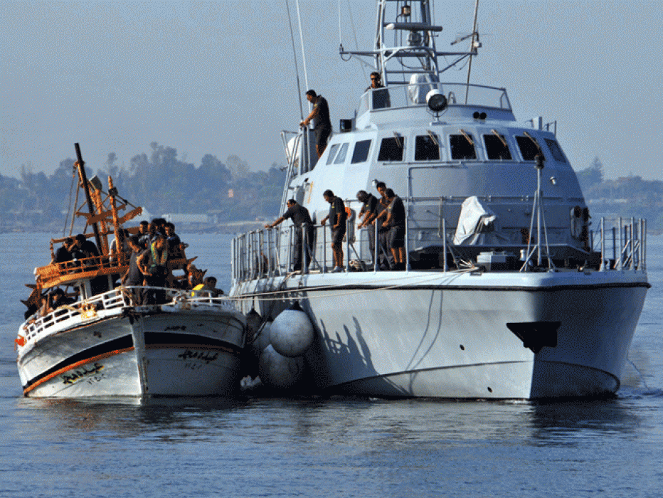 خفر السواحل الإيطالي ينقذ عشرات المهاجرين قرب جزيرة لامبيدوزا