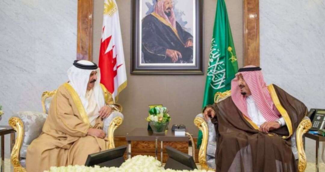 الملك سلمان يستقبل ملك البحرين في قصر السلام بجدة