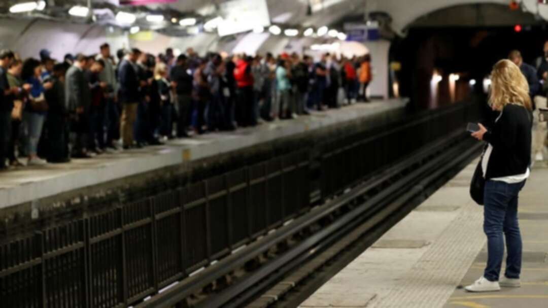 Paris commuters hit by transport strike over pension overhaul