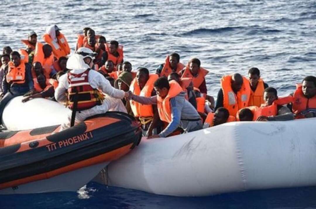 إنقاذ قرابة 200 مهاجر قرب السواحل الإسبانية