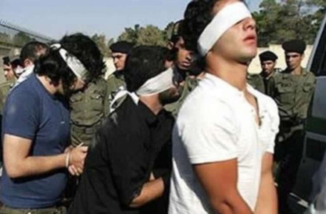 إيران: حملات اعتقال تعسفية وأحكام قاسية خوفاً من تصاعد الانتفاضة