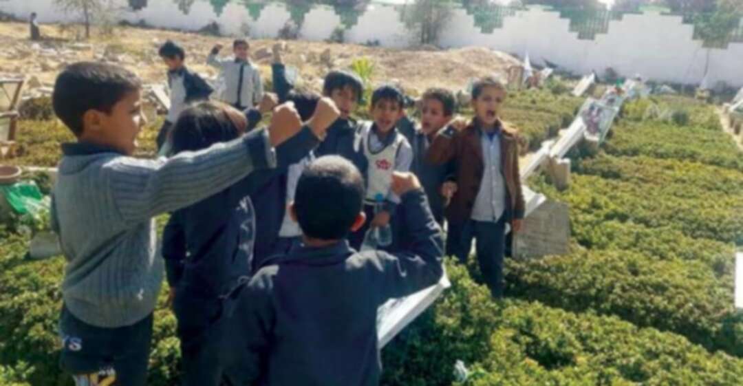 الحوثيون يفرضون قسم الولاية على الطلاب اليمنيين