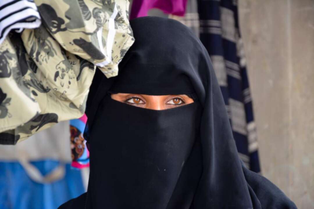 منظمات يمنية تطلق تقريراً حول النساء في سجون الحوثي
