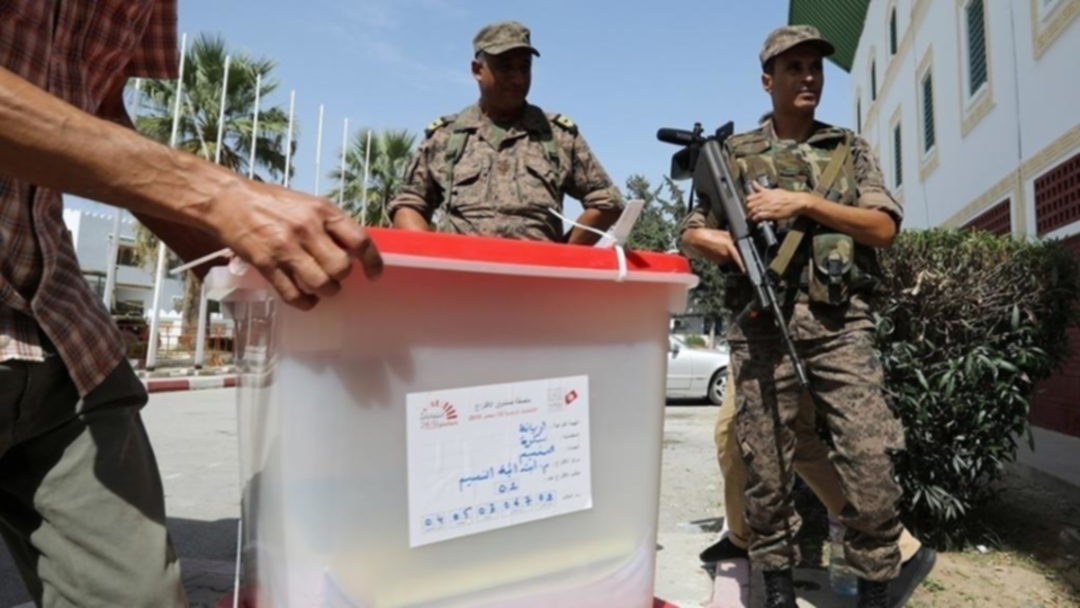 تونس ترفض الطعون على نتائج الجولة الأولى من الانتخابات