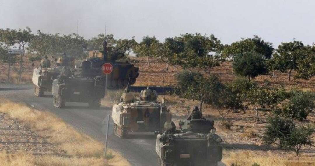 تركيا تواصل تعزيز تجمع قواتها شمالي بلدة حيش بريف إدلب