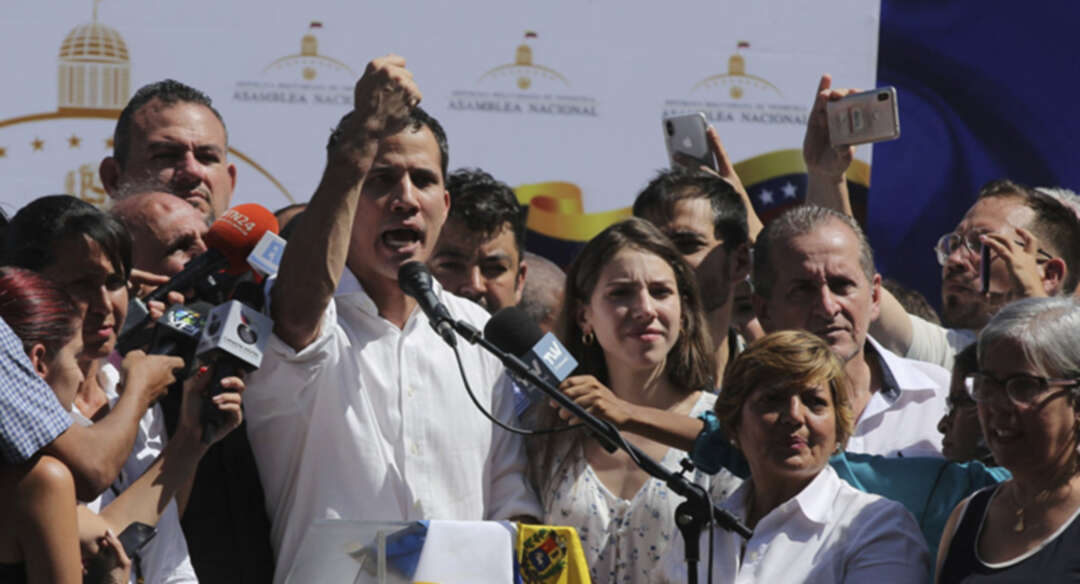 زعيم المعارضة الفنزويلية في قفص الاتهام