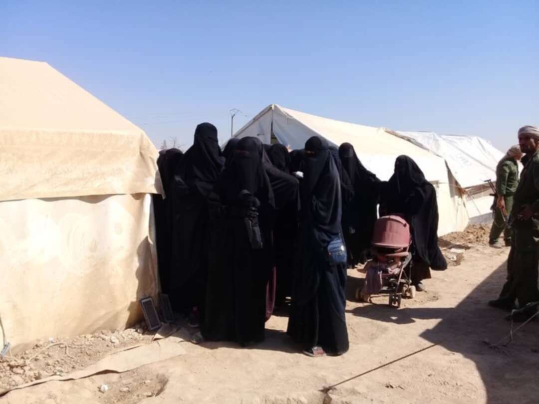 مقتل امرأة وإصابة أخريات داخل مخيّم الهول لنساء داعش