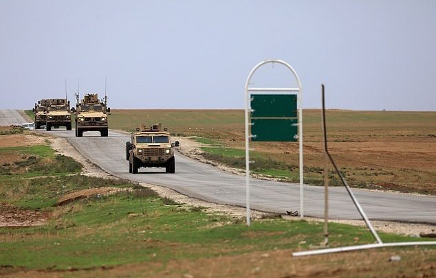 دورية مشتركة للأمريكي ومجلس رأس العين العسكري قرب الحدود التركية
