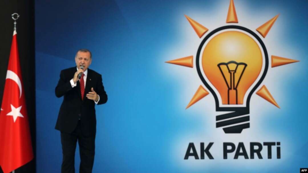 انشقاقات جديدة داخل حزب أردوغان تؤدي لتراجع شعبية العدالة والتنمية