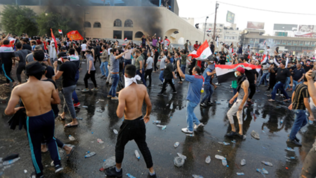 Iraqis stage protest in southeastern Baghdad, police fire warning shots