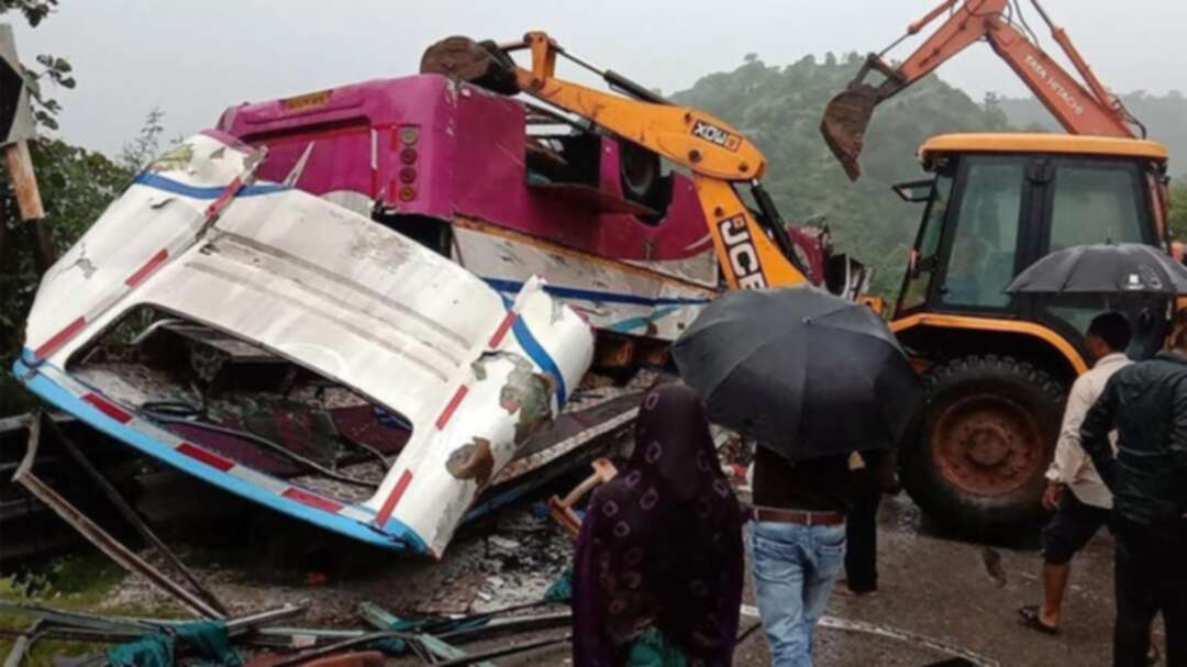 21 pilgrims die, 35 hurt in india bus crash