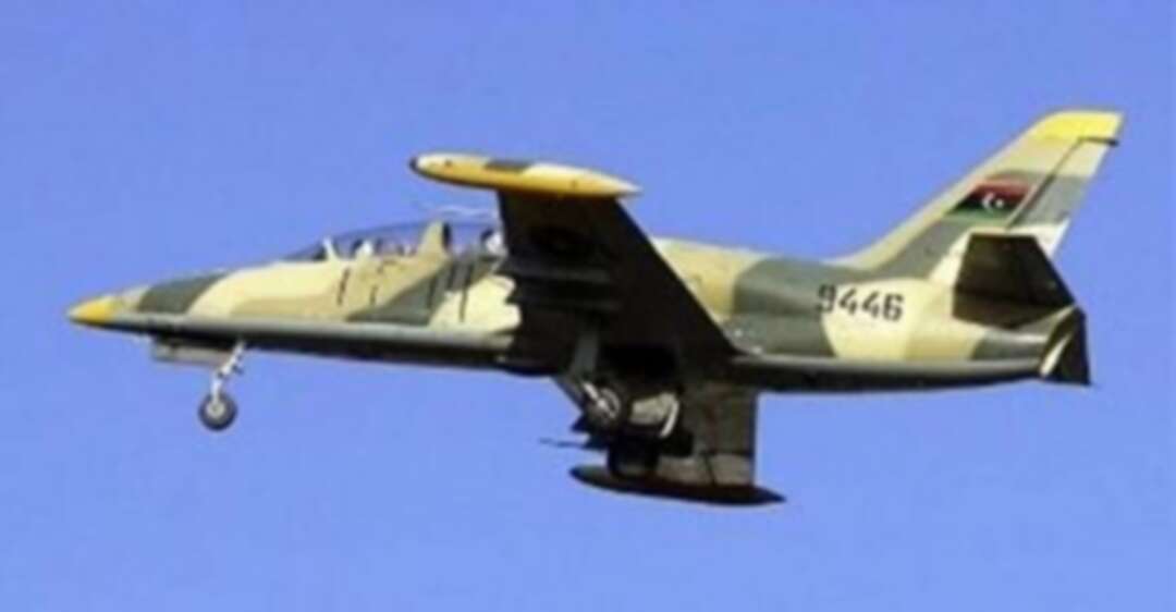 الجيش الليبي يعلن عن تدمير مواقع في مطاري معتيقة ومصراتة