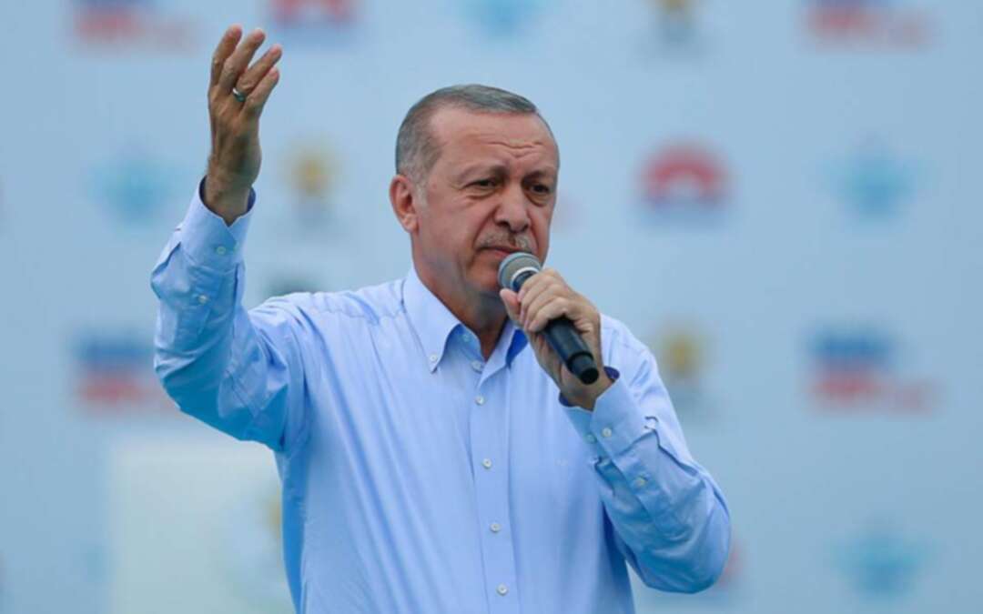 أردوغان يهدد بمهاجمة منبج وطرد القوات الكردية
