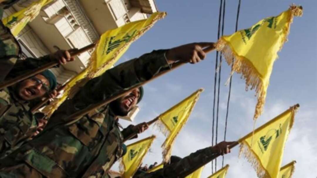 حزب الله يلّوح بالتظاهر ومواجهة المصارف.. والسبب حصاره المالي