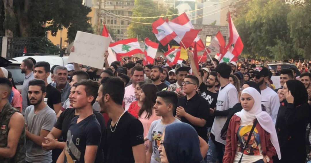 تطور الاحتجاجات جنوب لبنان ومطالب بإسقاط النظام
