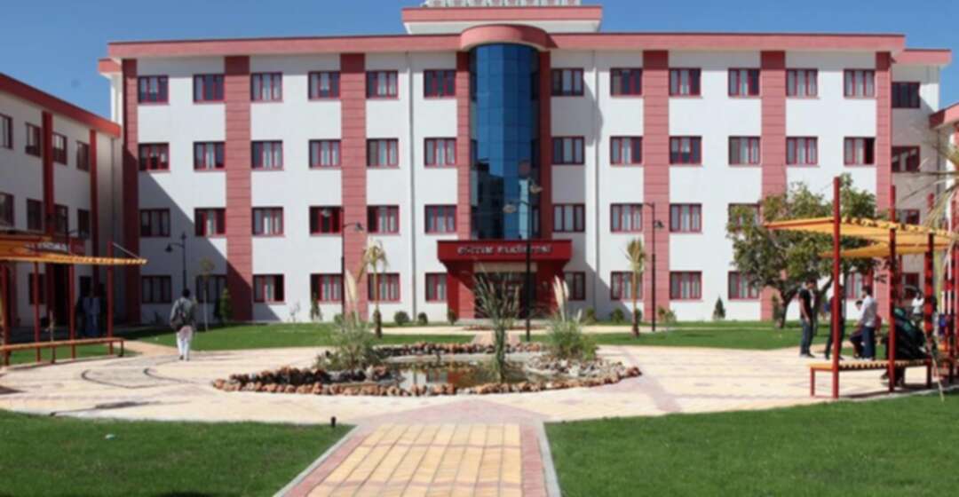 أردوغان يصدر مرسوم بإحداث جامعات تركية في الشمال السوري