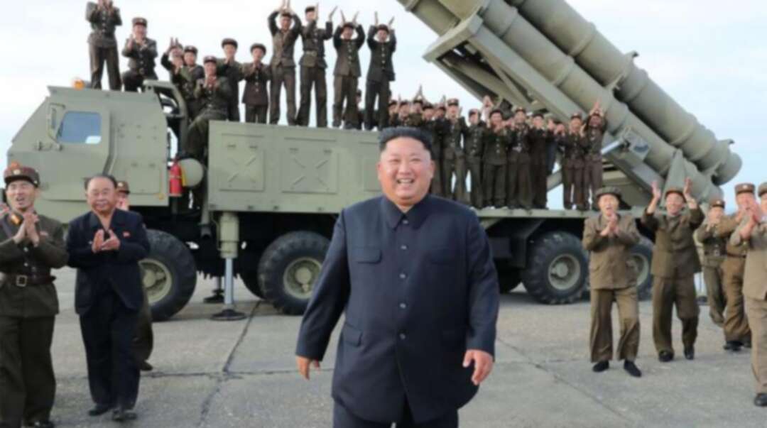 في تحدٍ جديد.. كوريا الشمالية تجري عملية اختبار جديد لقاذفة صواريخ عملاقة