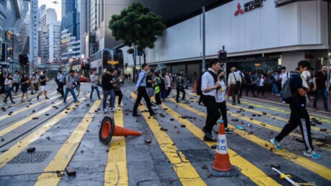US condemns latest Hong Kong violence, urges both sides to de-escalate
