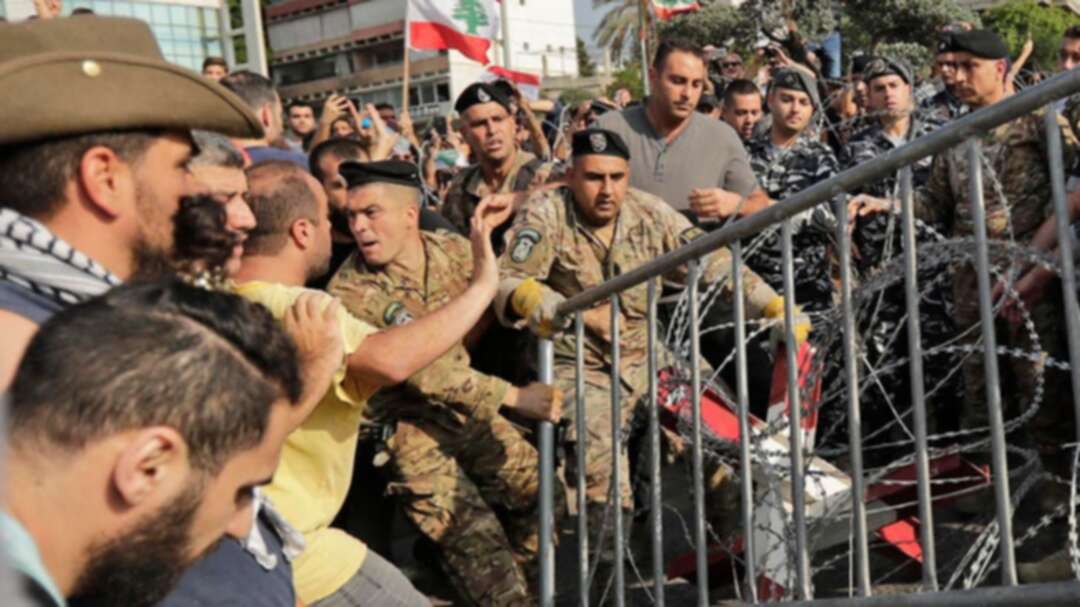Lebanese protesters released by security forces, Aoun discusses oil
