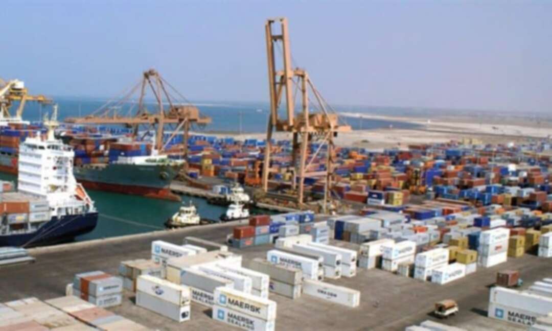 الحكومة اليمنية تمنح تراخيص لأربعة سفن بالدخول إلى ميناء الحُديدة