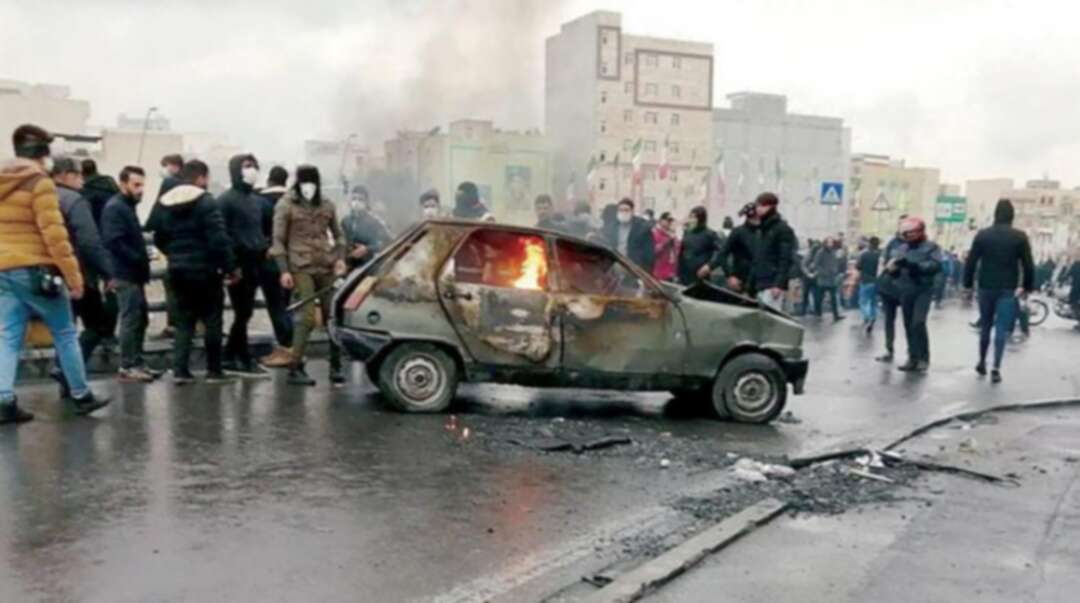 القضاء الإيراني يُقرّ زيادة أسعار الوقود