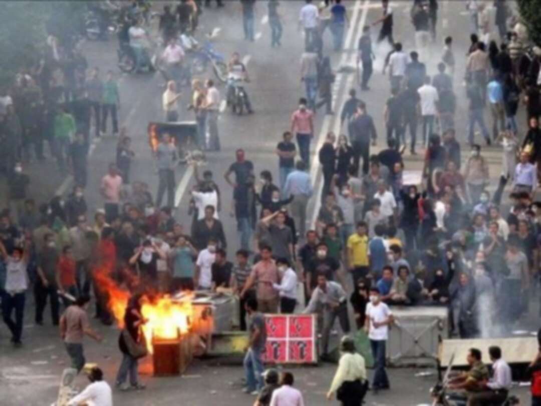 المعارضة الإيرانية تتحدث عن 300 قتيل في الإحتجاجات