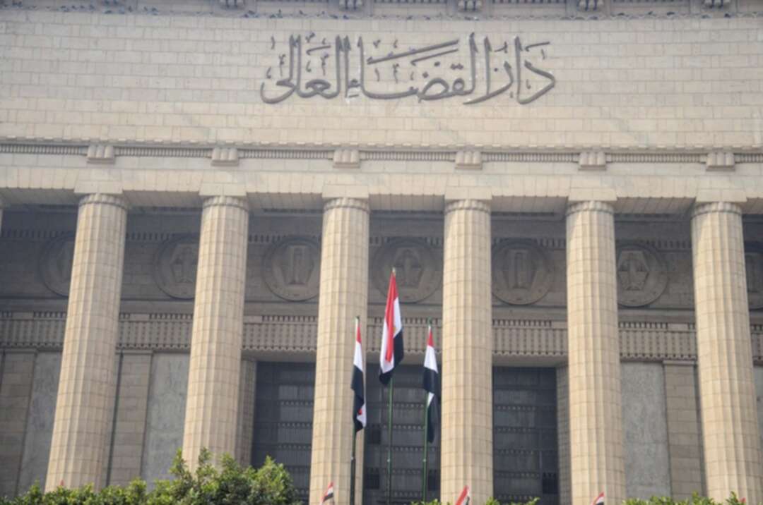 مصر تعيد الحكم على عشرات المتهمين بقضية مسجد الفتح