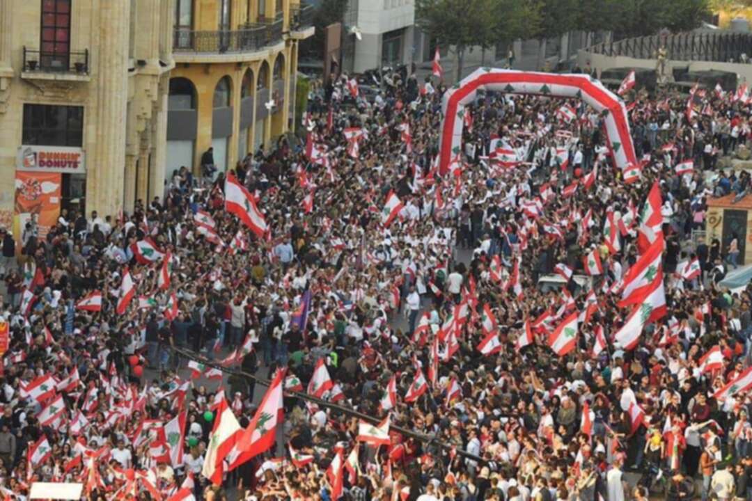 إضراب عام وإغلاق للمدارس والجامعات بأربعينية الحراك اللبناني