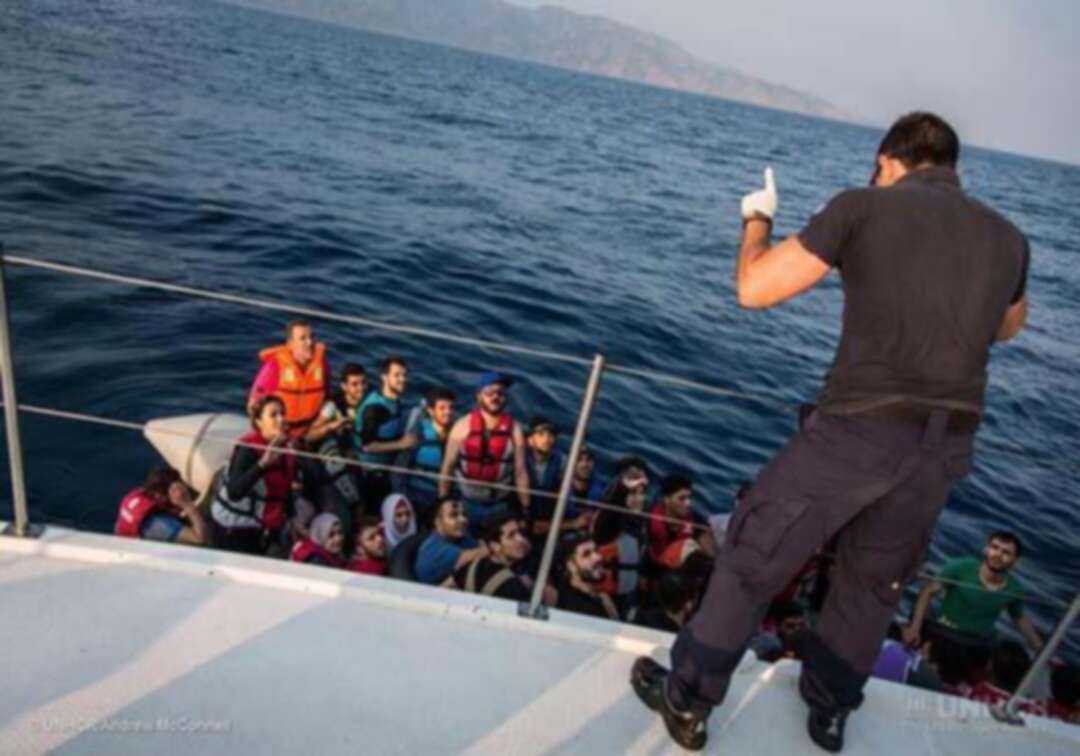 مع زيادة أعدادهم.. احتجاجات على إيواء المهاجرين في جزر اليونان