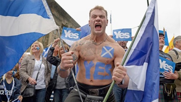 نيكولا ستورجن تدعو بريطانيا للقبول باجراء استفتاء حول استقلال اسكتلندا عنها
