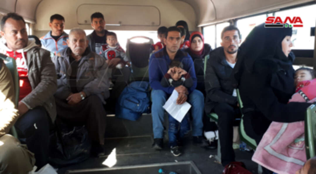 عودة عشرات الأسر السورية المهجّرة.. من لبنان إلى سوريا